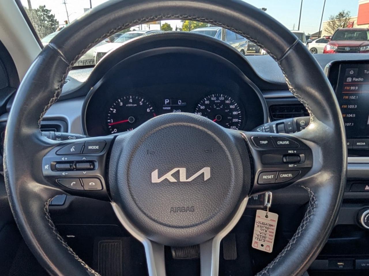 2022 Kia Rio 5-Door LX+  **REAR CAM - HTD SEATS** Photo