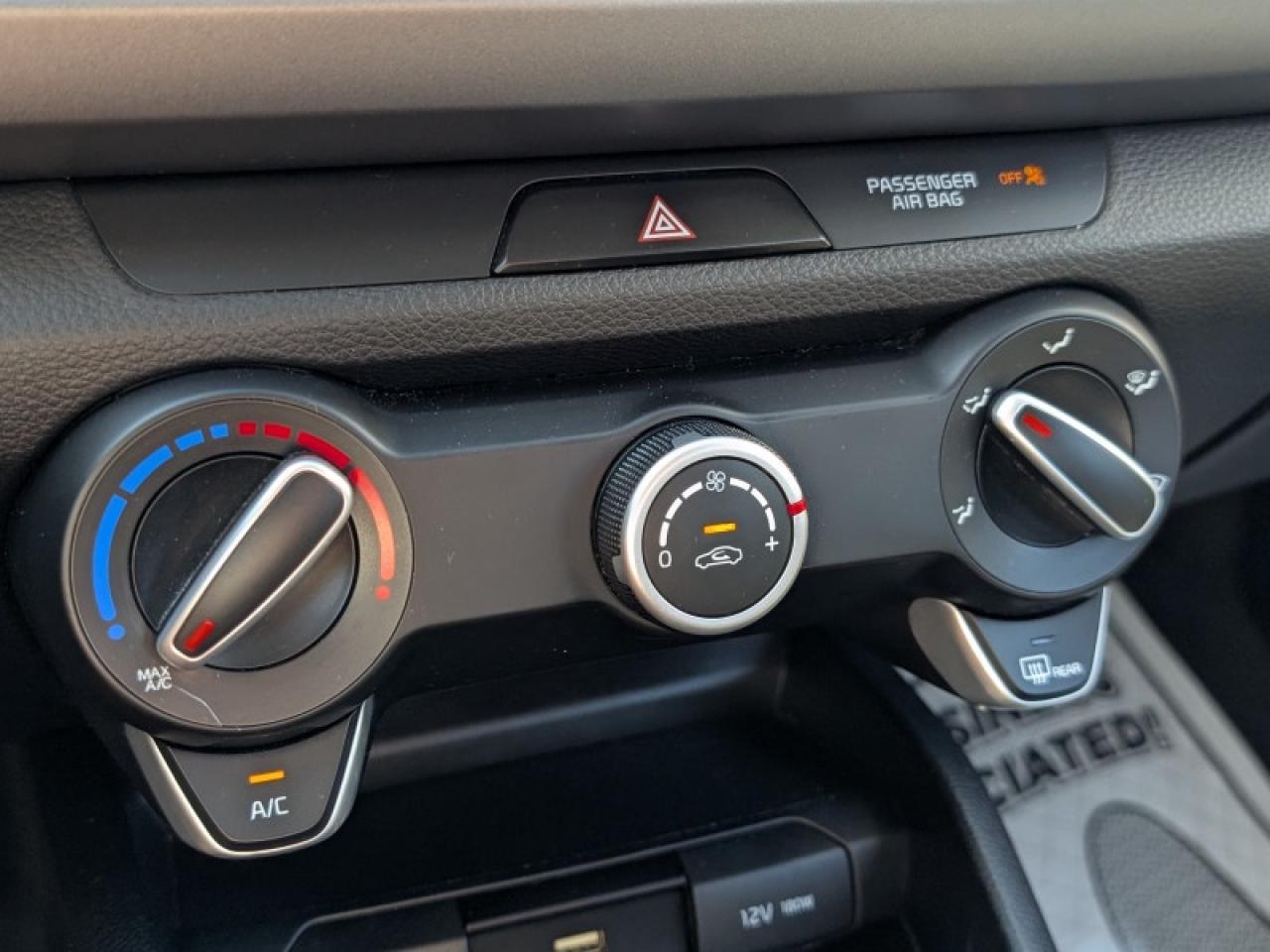 2022 Kia Rio 5-Door LX+  **REAR CAM - HTD SEATS** Photo