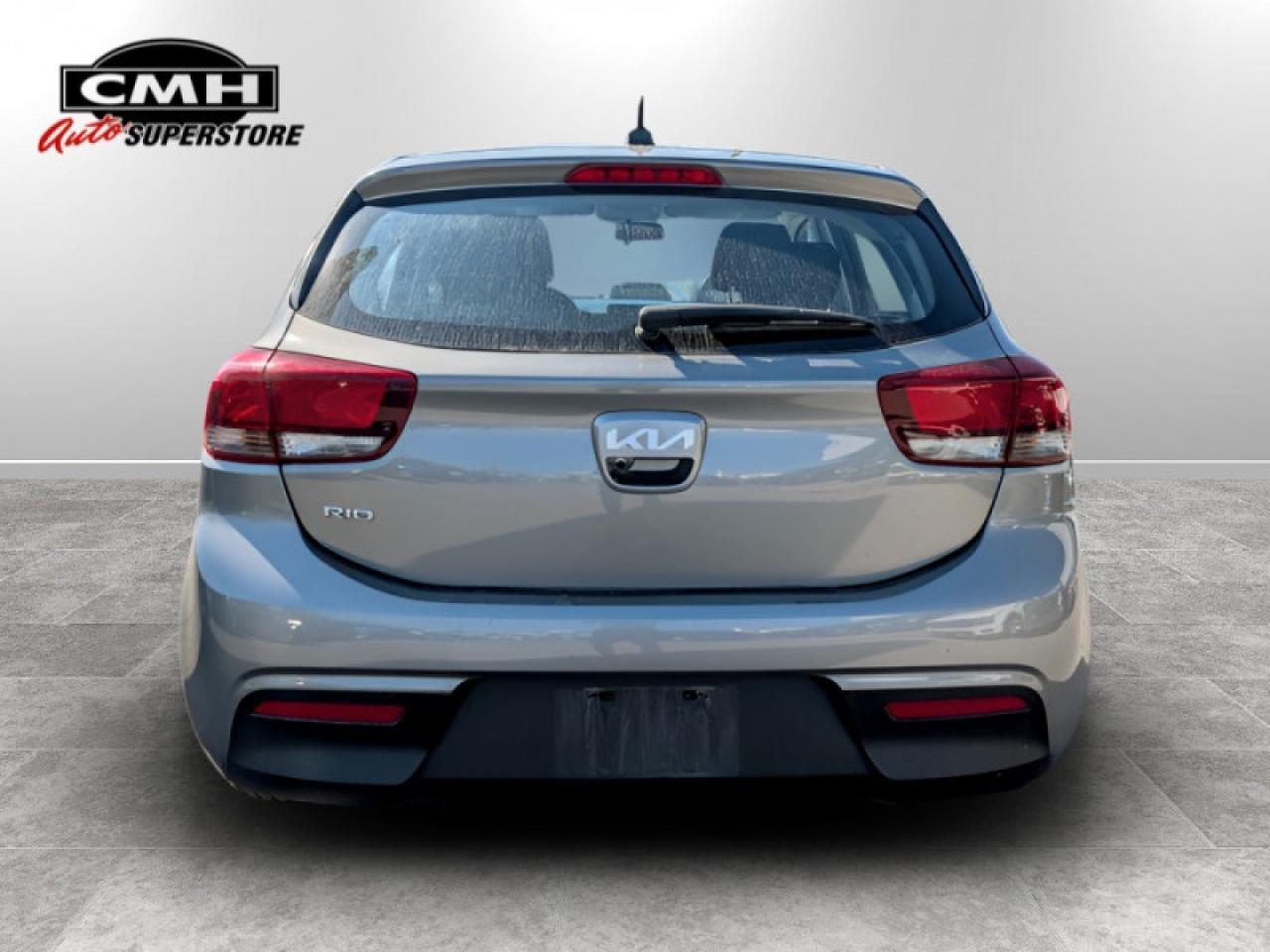 2022 Kia Rio 5-Door LX+  **REAR CAM - HTD SEATS** Photo