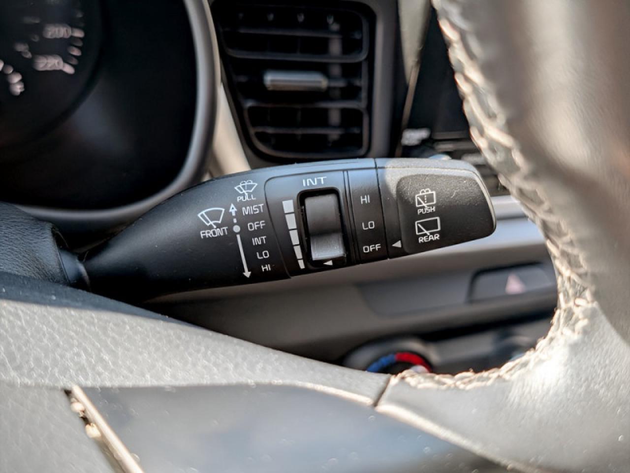 2022 Kia Rio 5-Door LX+  **REAR CAM - HTD SEATS** Photo