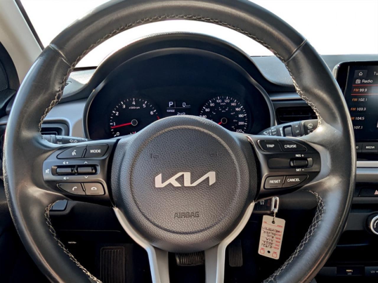 2022 Kia Rio 5-Door LX+  **REAR CAM - HTD SEATS** Photo