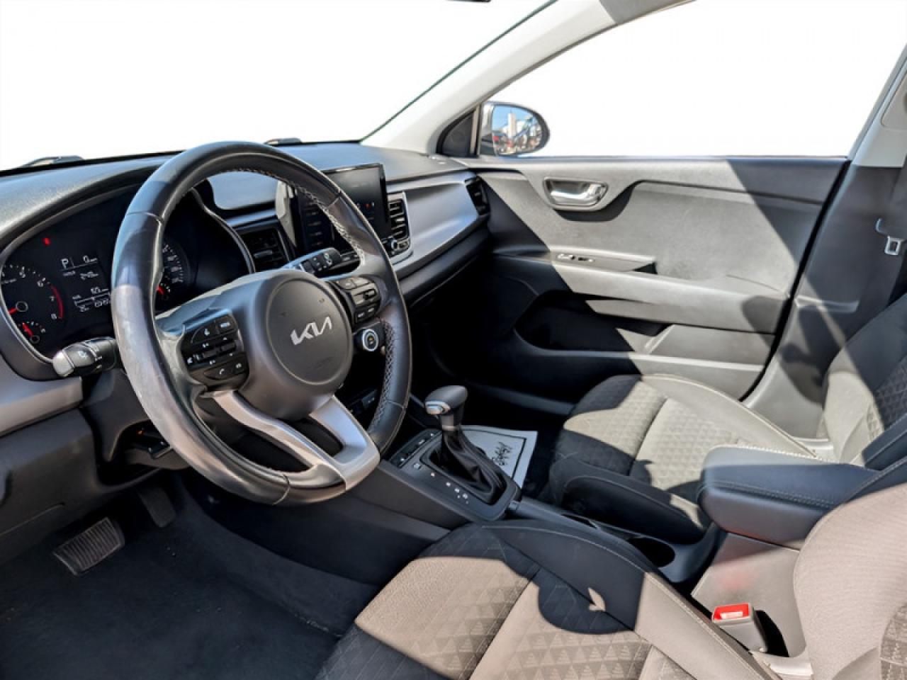 2022 Kia Rio 5-Door LX+  **REAR CAM - HTD SEATS** Photo