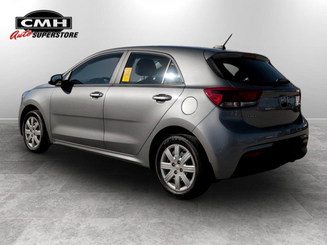 2022 Kia Rio 5-Door LX+  **REAR CAM - HTD SEATS** Photo2