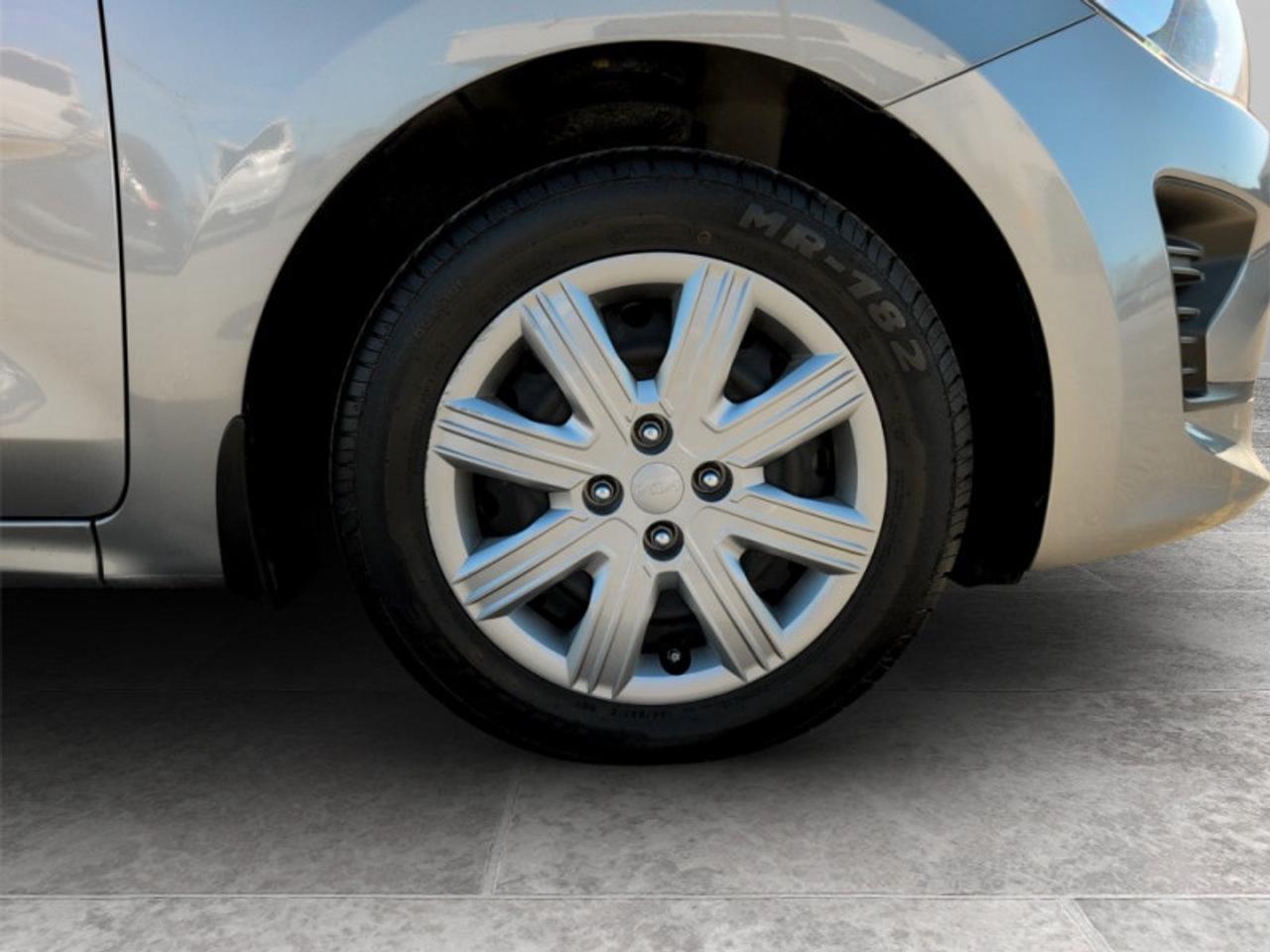 2022 Kia Rio 5-Door LX+  **REAR CAM - HTD SEATS** Photo