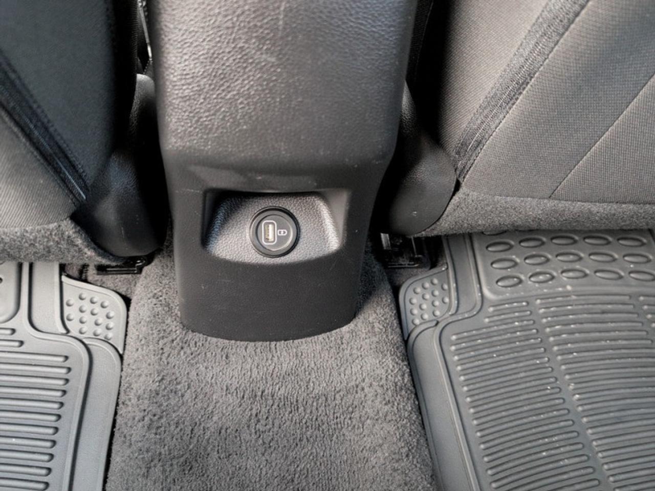 2022 Kia Rio 5-Door LX+  **REAR CAM - HTD SEATS** Photo