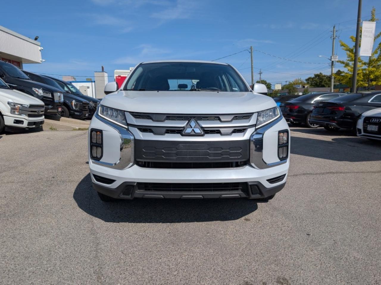 2023 Mitsubishi RVR ES  **HTD SEATS - APPLE CP** Photo