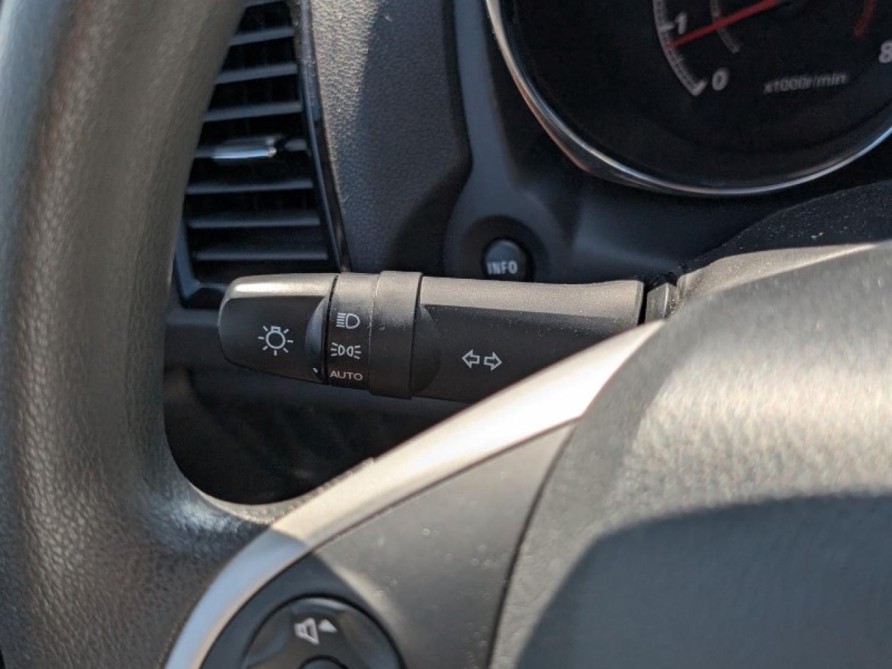 2023 Mitsubishi RVR ES  **HTD SEATS - APPLE CP** Photo