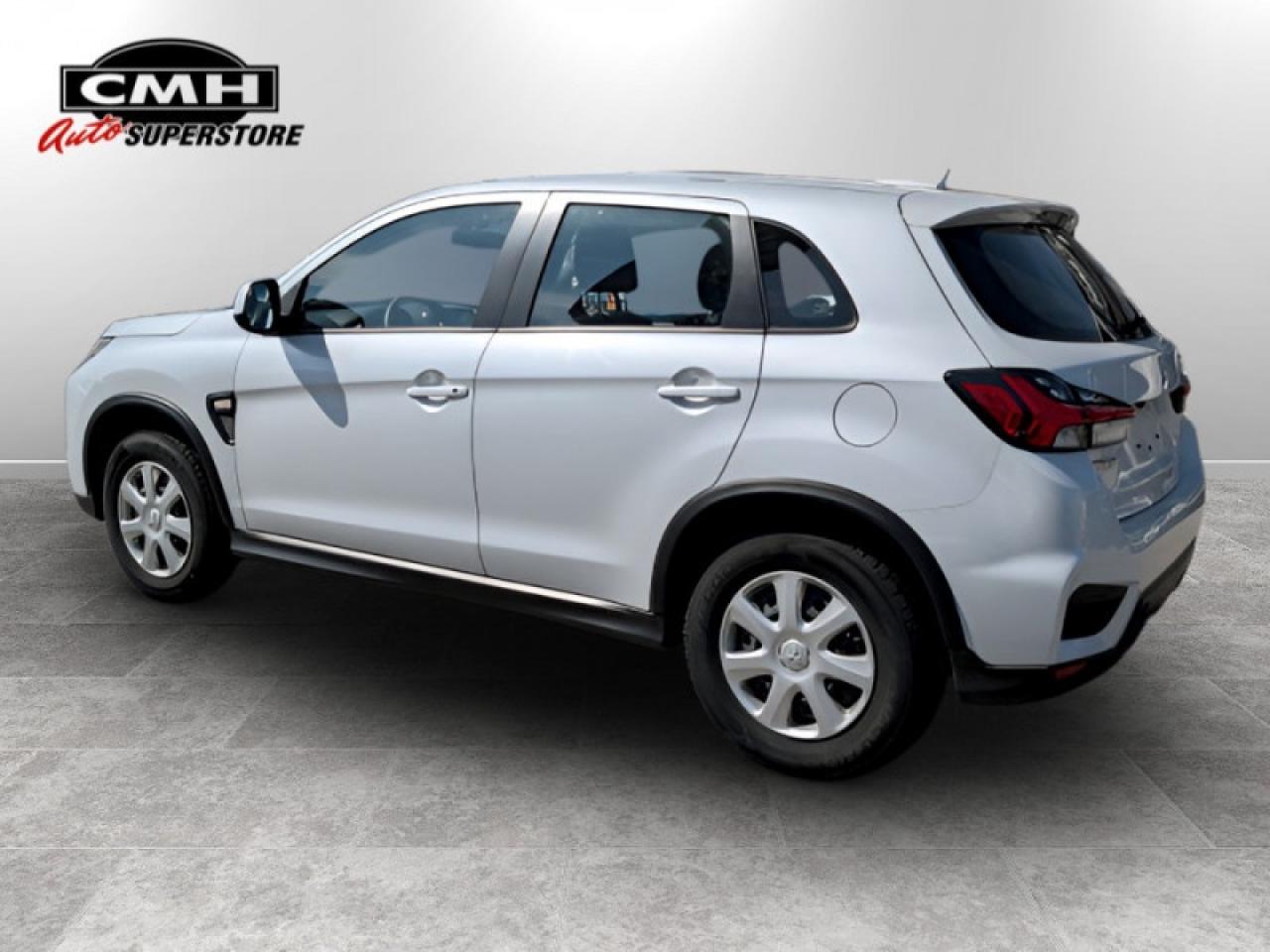 2023 Mitsubishi RVR ES  **HTD SEATS - APPLE CP** Photo2