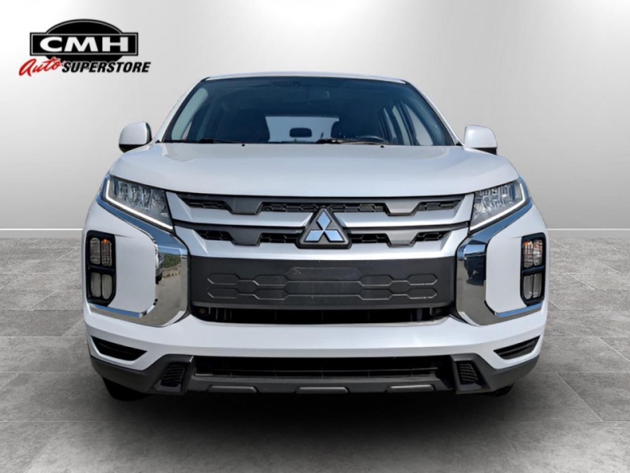 2023 Mitsubishi RVR ES  **HTD SEATS - APPLE CP** Photo