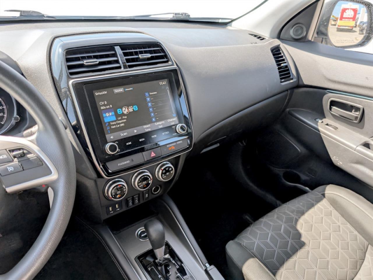 2023 Mitsubishi RVR ES  **HTD SEATS - APPLE CP** Photo