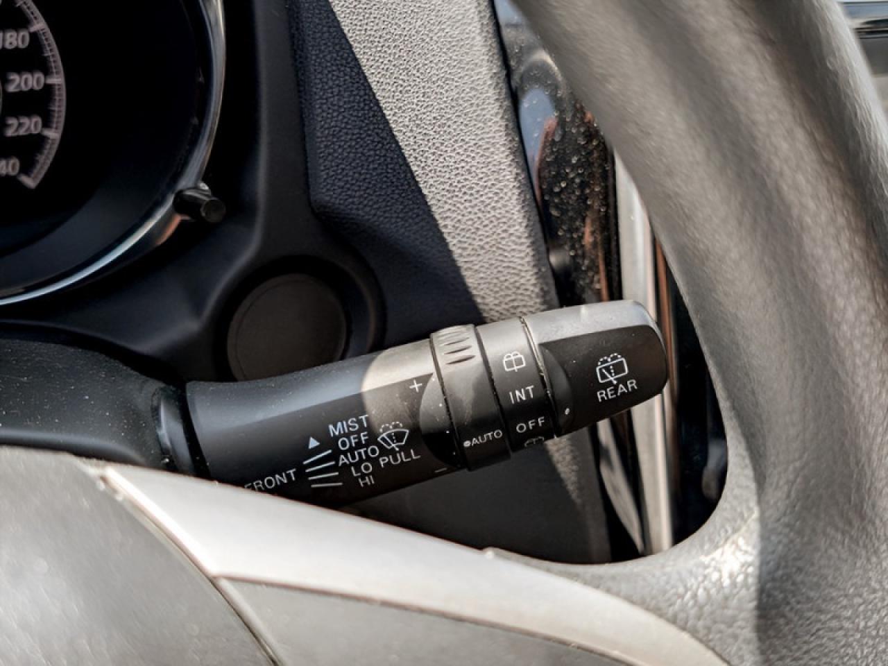 2023 Mitsubishi RVR ES  **HTD SEATS - APPLE CP** Photo