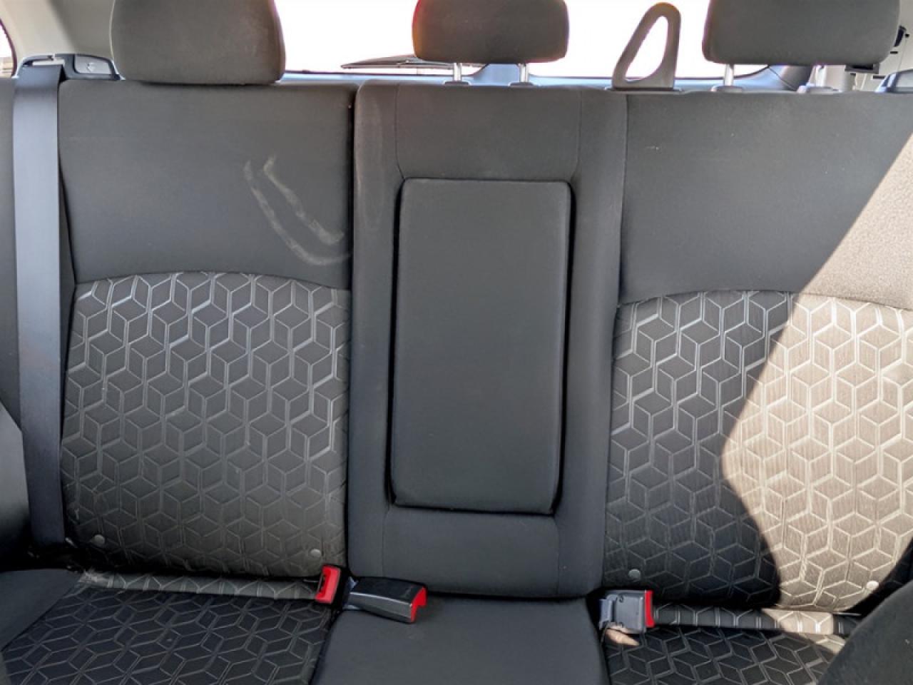 2023 Mitsubishi RVR ES  **HTD SEATS - APPLE CP** Photo
