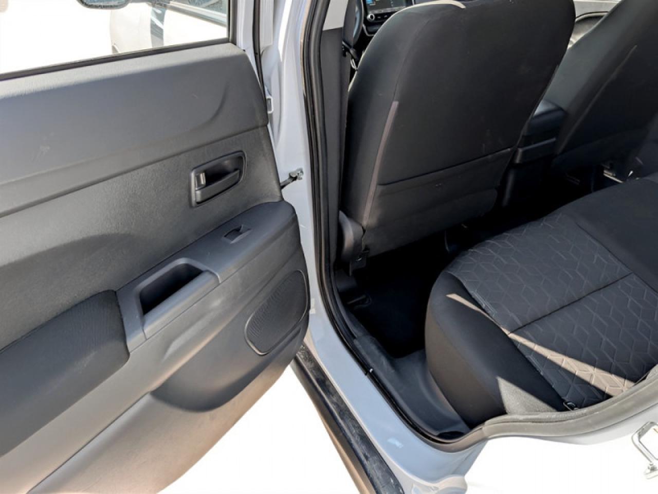 2023 Mitsubishi RVR ES  **HTD SEATS - APPLE CP** Photo