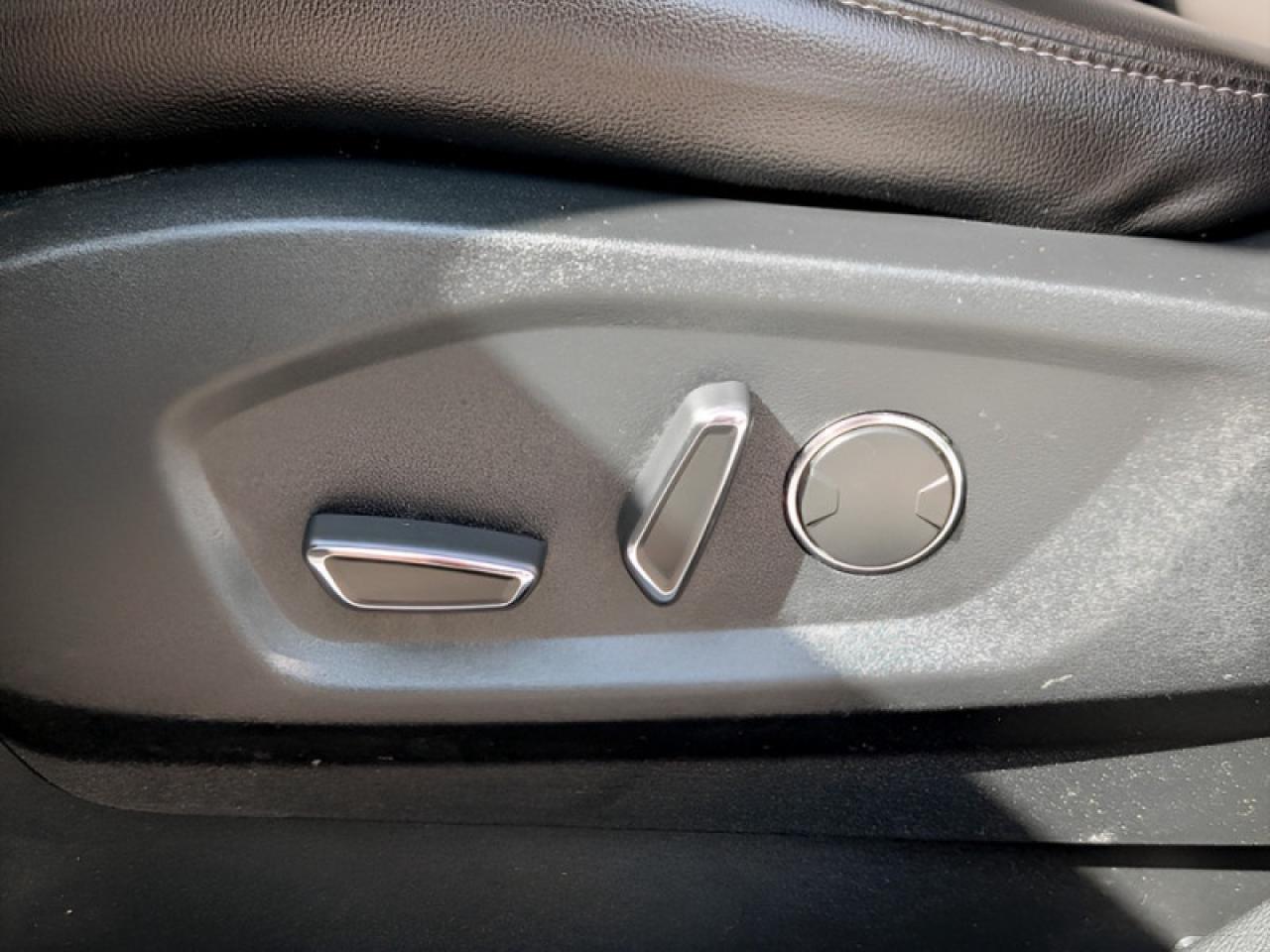 2018 Ford Edge SEL  **CANADIAN TOURING PACKAGE** Photo