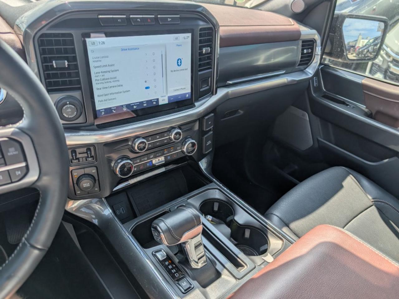 2022 Ford F-150 Lariat  **PANO ROOF - PWR RUNNERS** Photo