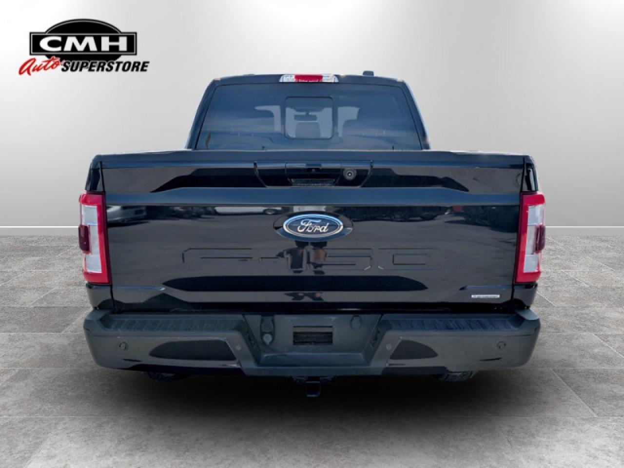 2022 Ford F-150 Lariat  **PANO ROOF - PWR RUNNERS** Photo