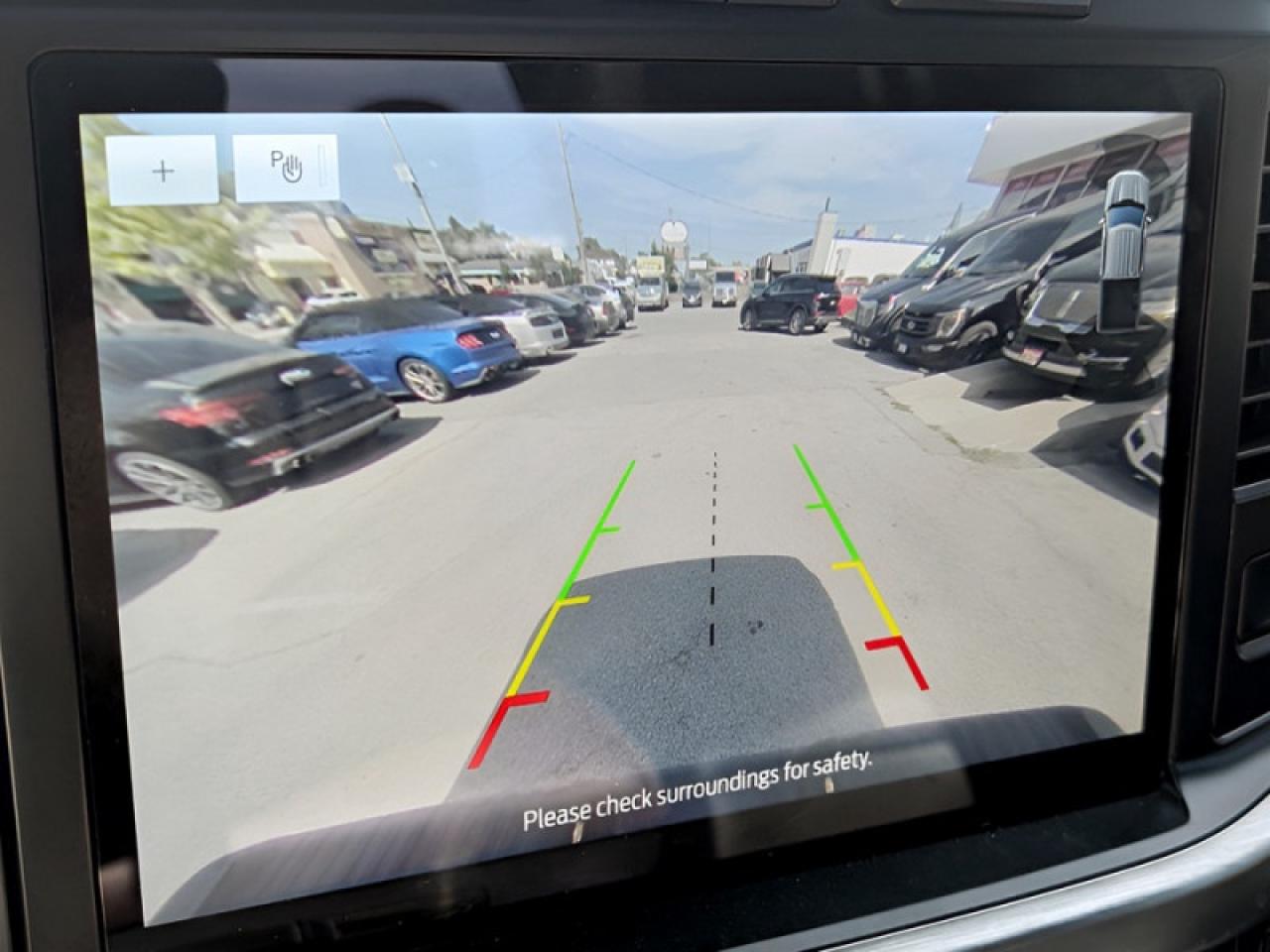 2022 Ford F-150 Lariat  **PANO ROOF - PWR RUNNERS** Photo