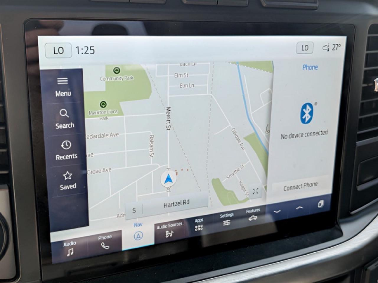 2022 Ford F-150 Lariat  **PANO ROOF - PWR RUNNERS** Photo