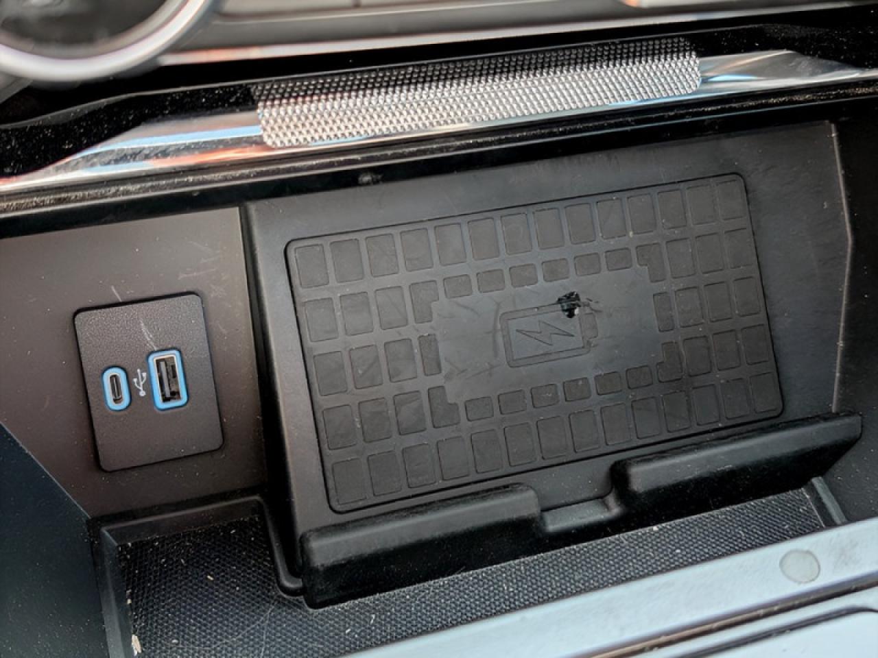 2022 Ford F-150 Lariat  **PANO ROOF - PWR RUNNERS** Photo