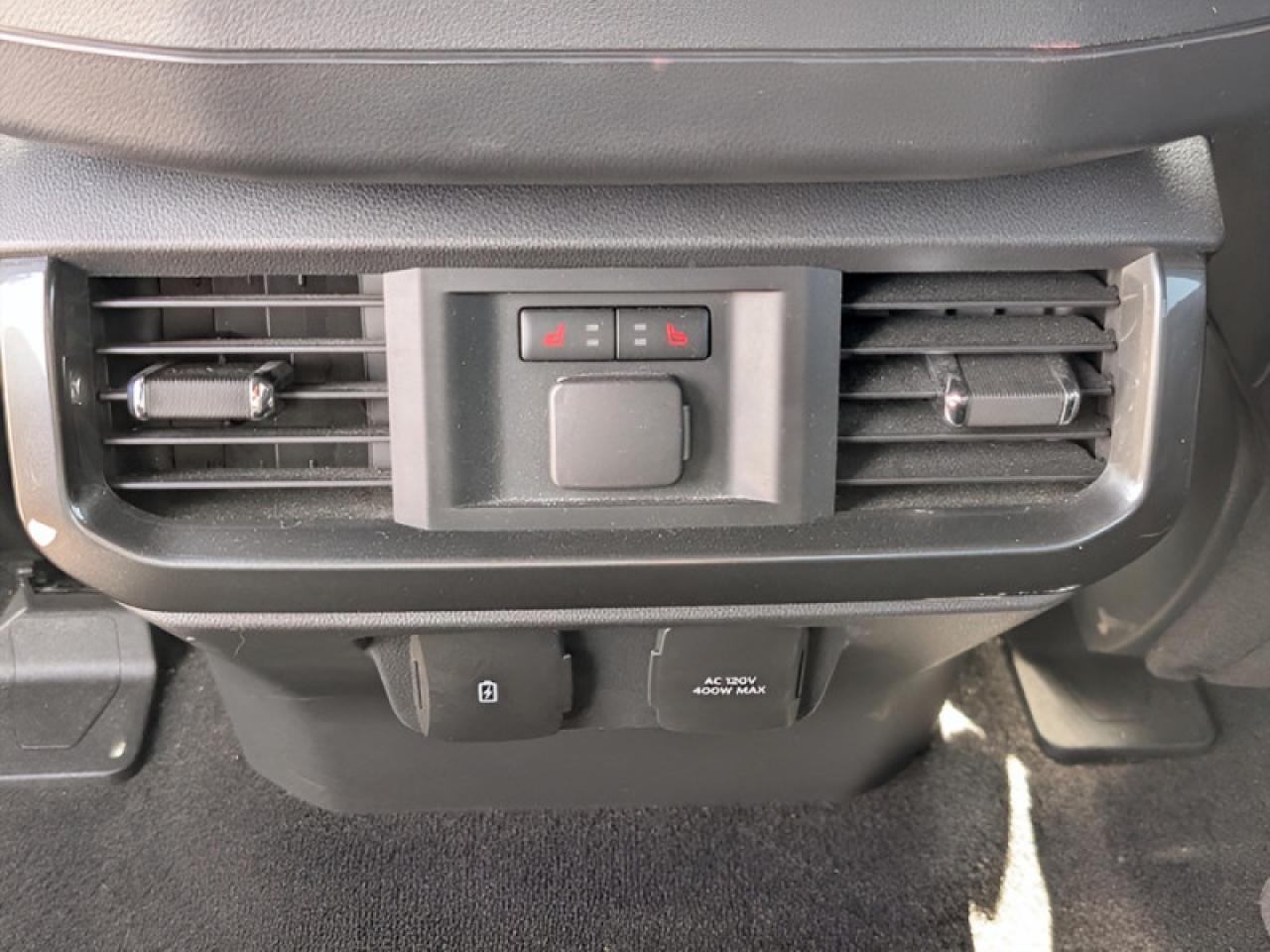 2022 Ford F-150 Lariat  **PANO ROOF - PWR RUNNERS** Photo