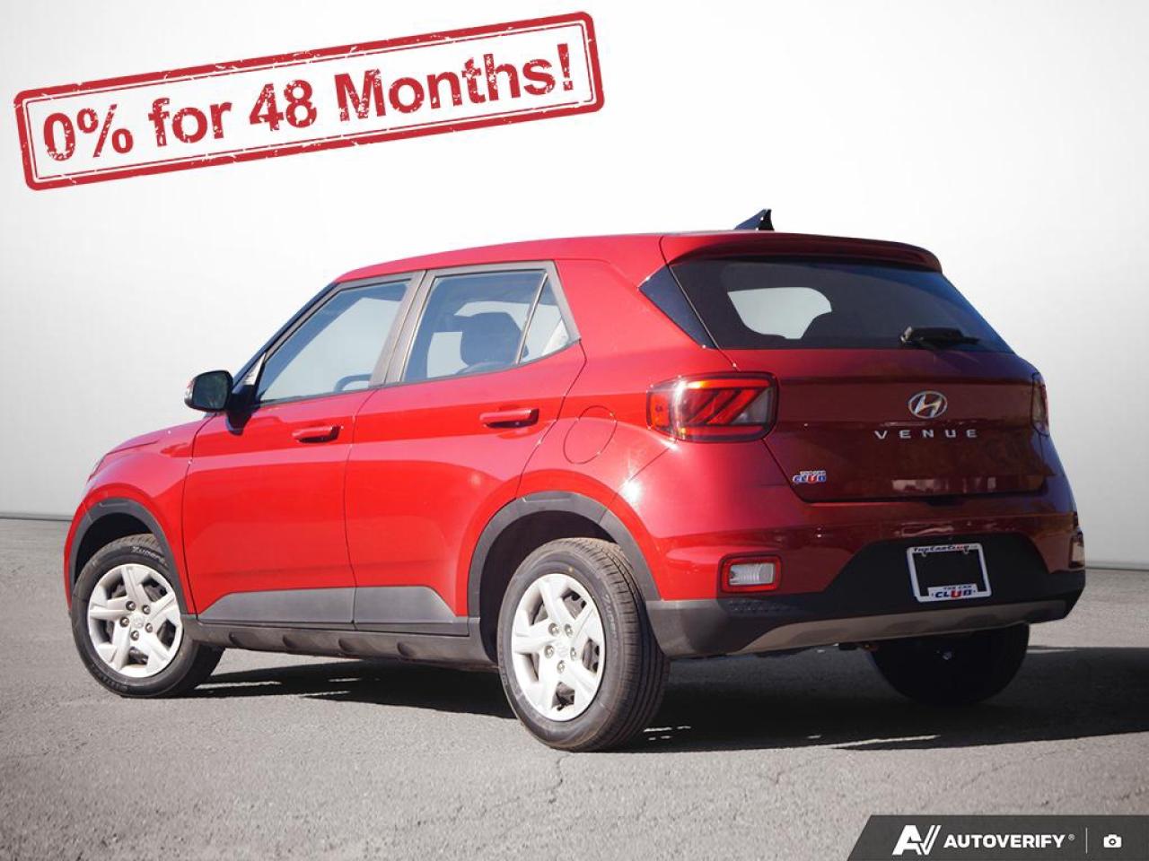 2021 Hyundai Venue Essential Photo3