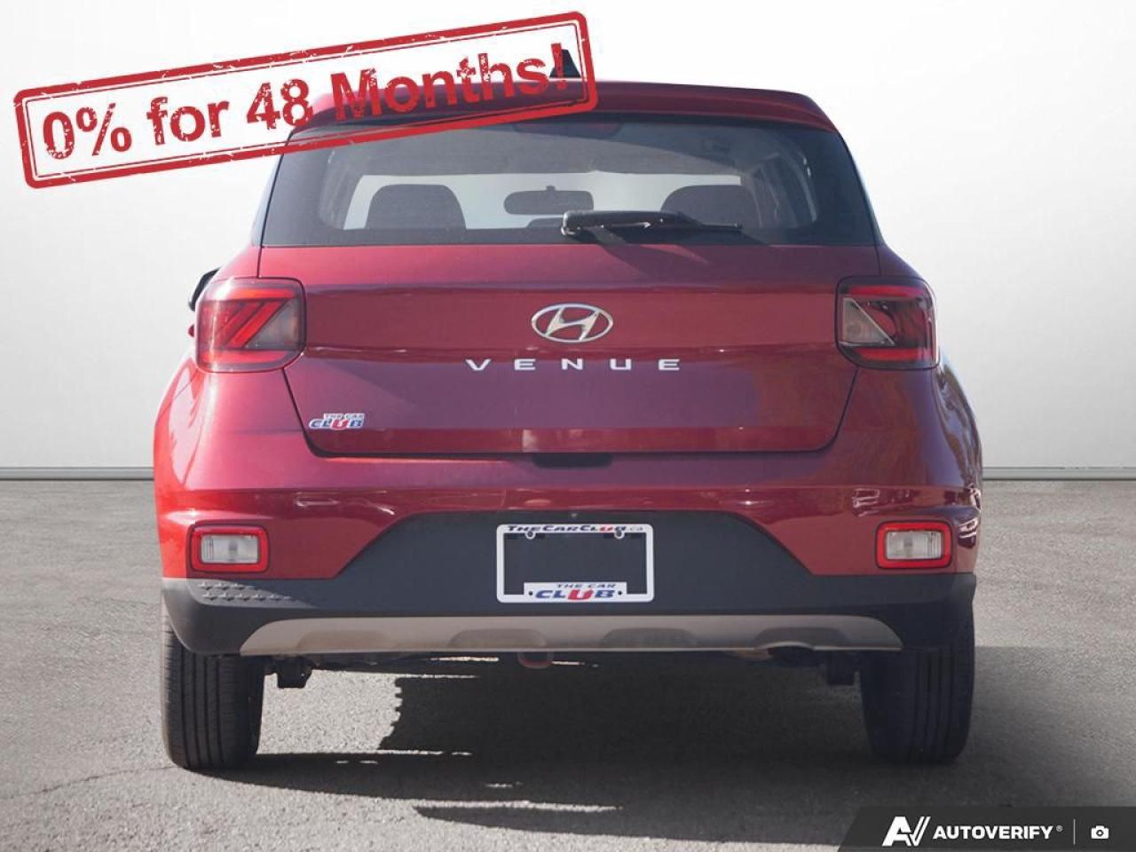 2021 Hyundai Venue Essential Photo4