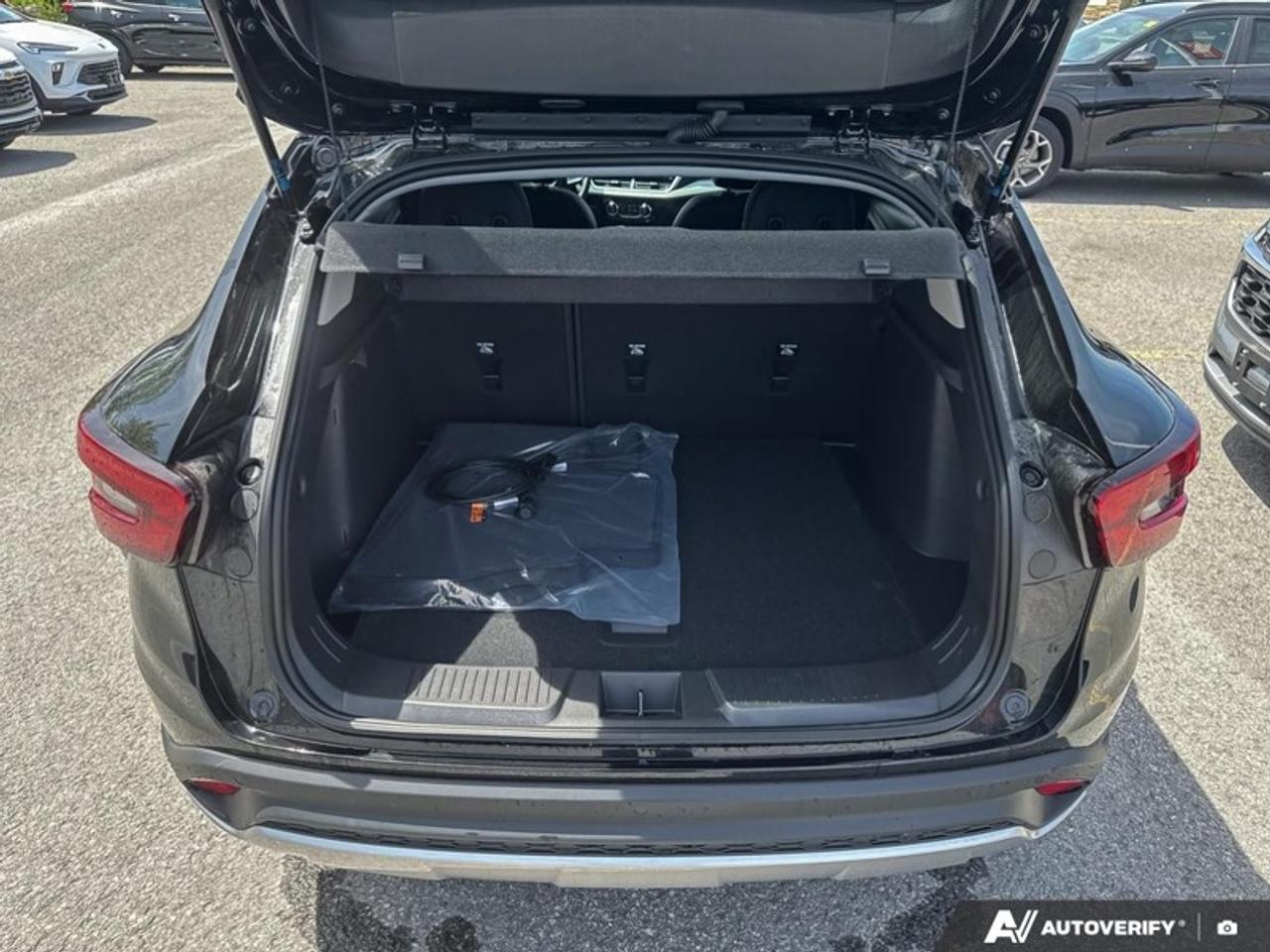 2026 Chevrolet Trax LT  - Heated Seats -  Remote Start Photo