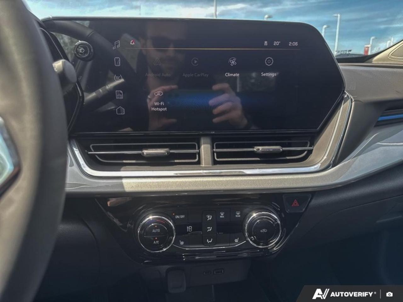 2026 Chevrolet Trax LT  - Heated Seats -  Remote Start Photo