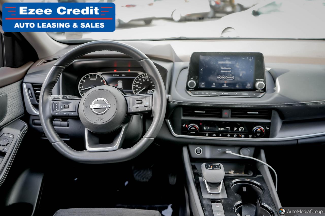 2023 Nissan Rogue SV Photo45