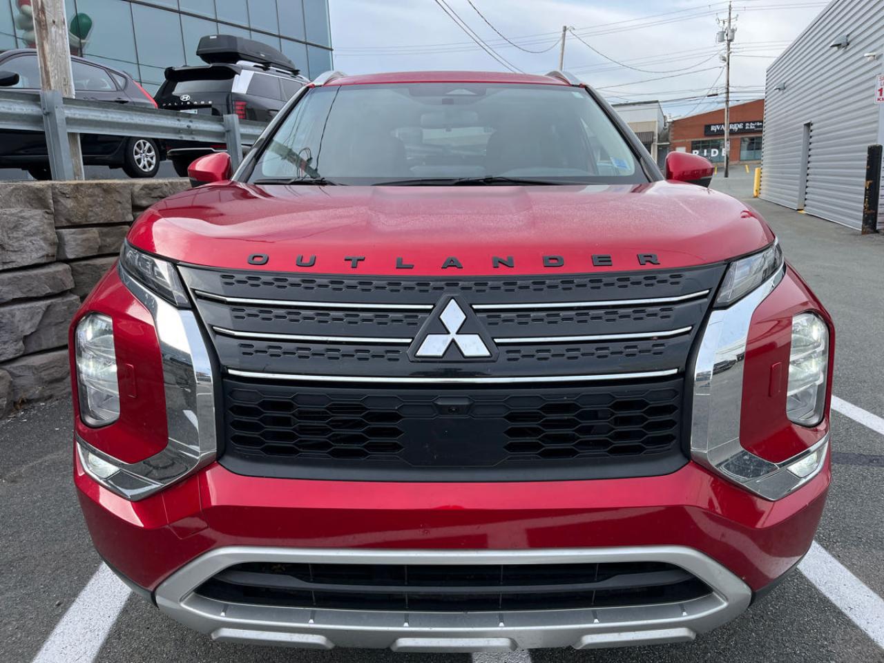 Used 2022 Mitsubishi Outlander LE for sale in London, ON