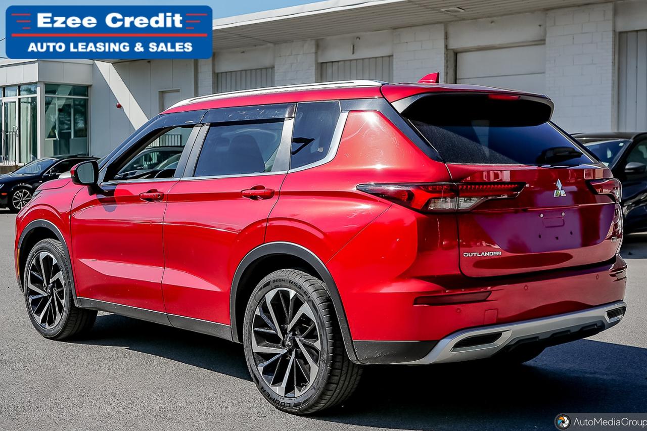 2022 Mitsubishi Outlander LE Photo7