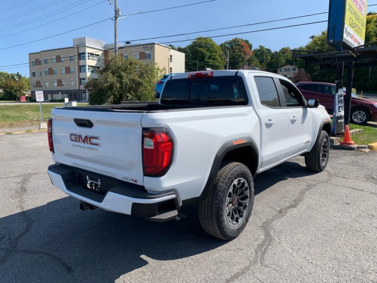 2026 GMC Canyon AT4  - Leather Seats Photo