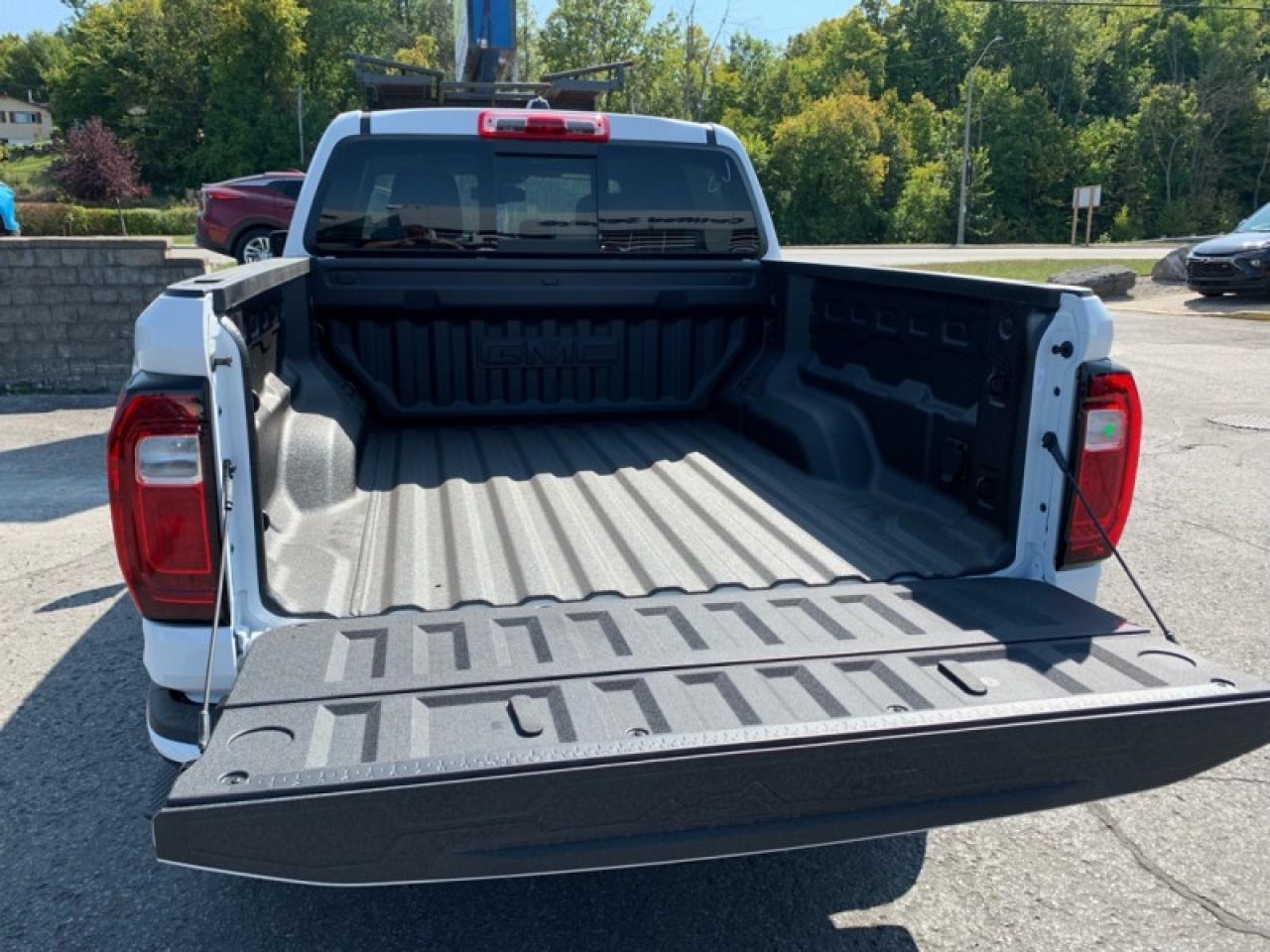 2026 GMC Canyon AT4  - Leather Seats Photo