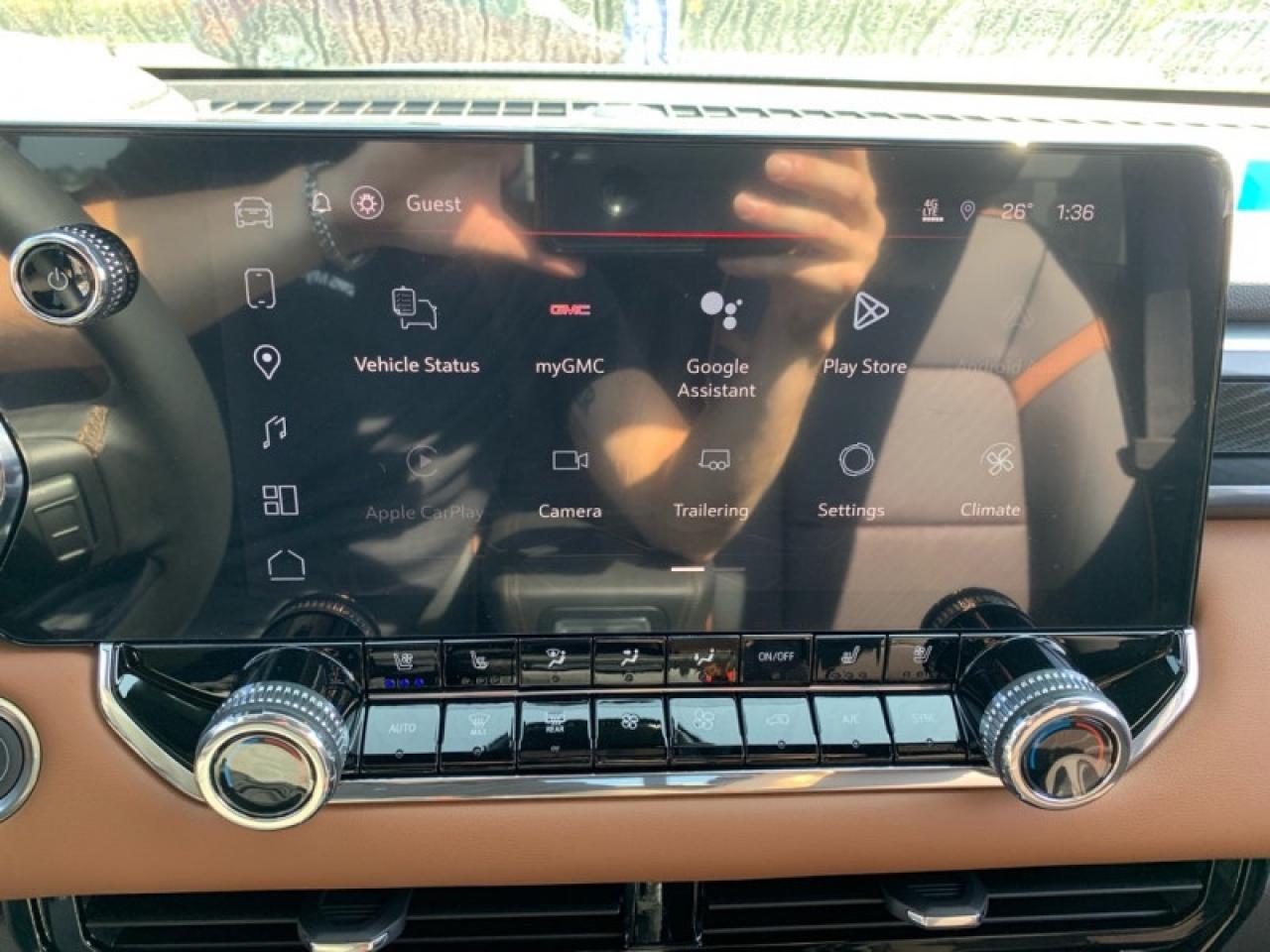 2026 GMC Canyon AT4  - Leather Seats Photo