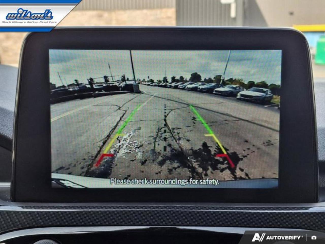 2024 Ford Escape ST-Line Hybrid AWD | Heated Seats + Steering | Remote Start | Split Leather | and More ! Photo