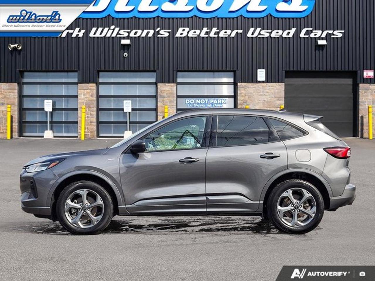 2024 Ford Escape ST-Line Hybrid AWD | Heated Seats + Steering | Remote Start | Split Leather | and More ! Photo