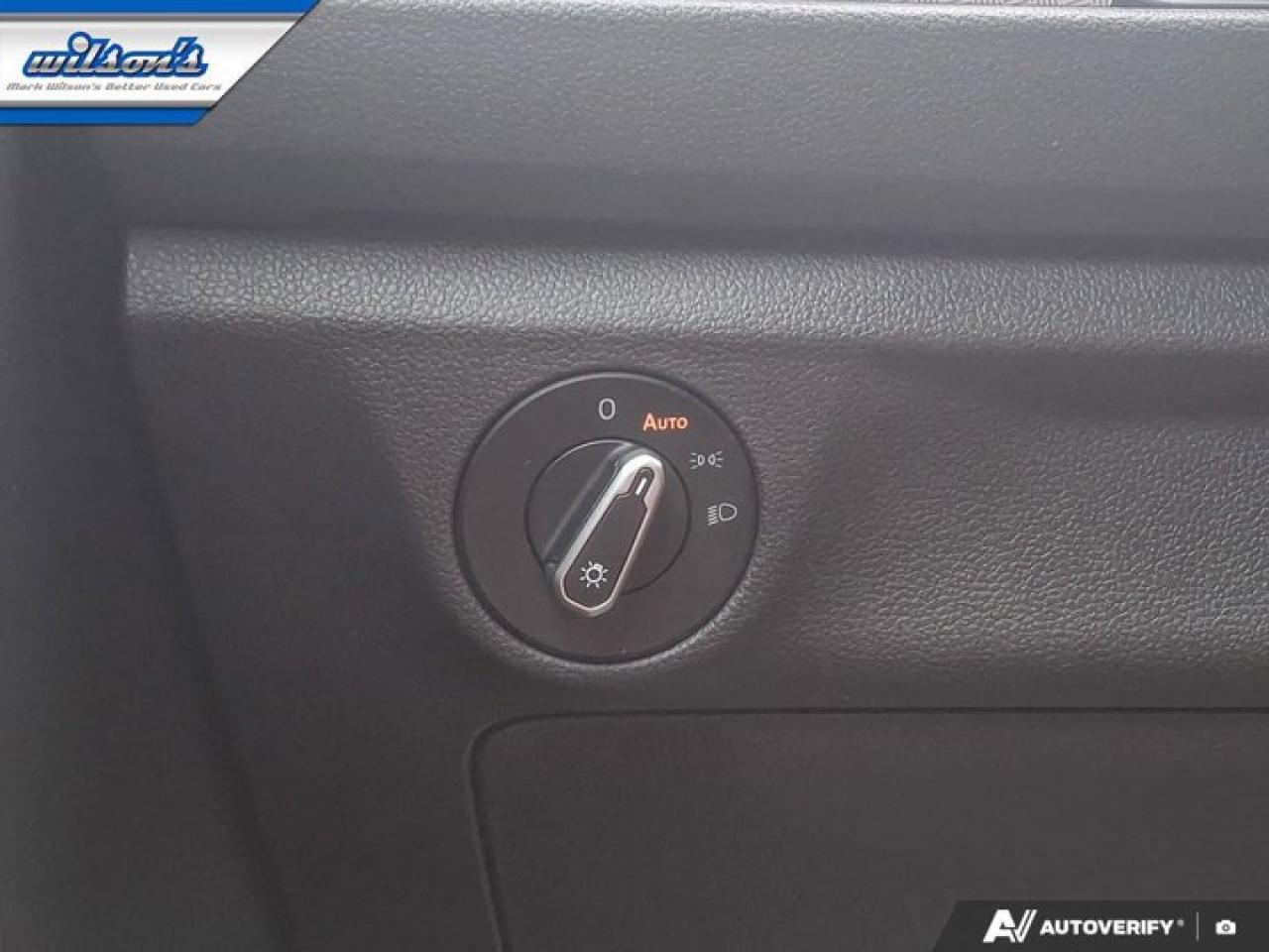 2021 Volkswagen Jetta Comfortline | Heated Seats | CarPlay + Android | Rear Camera | Alloy Wheels and More ! Photo