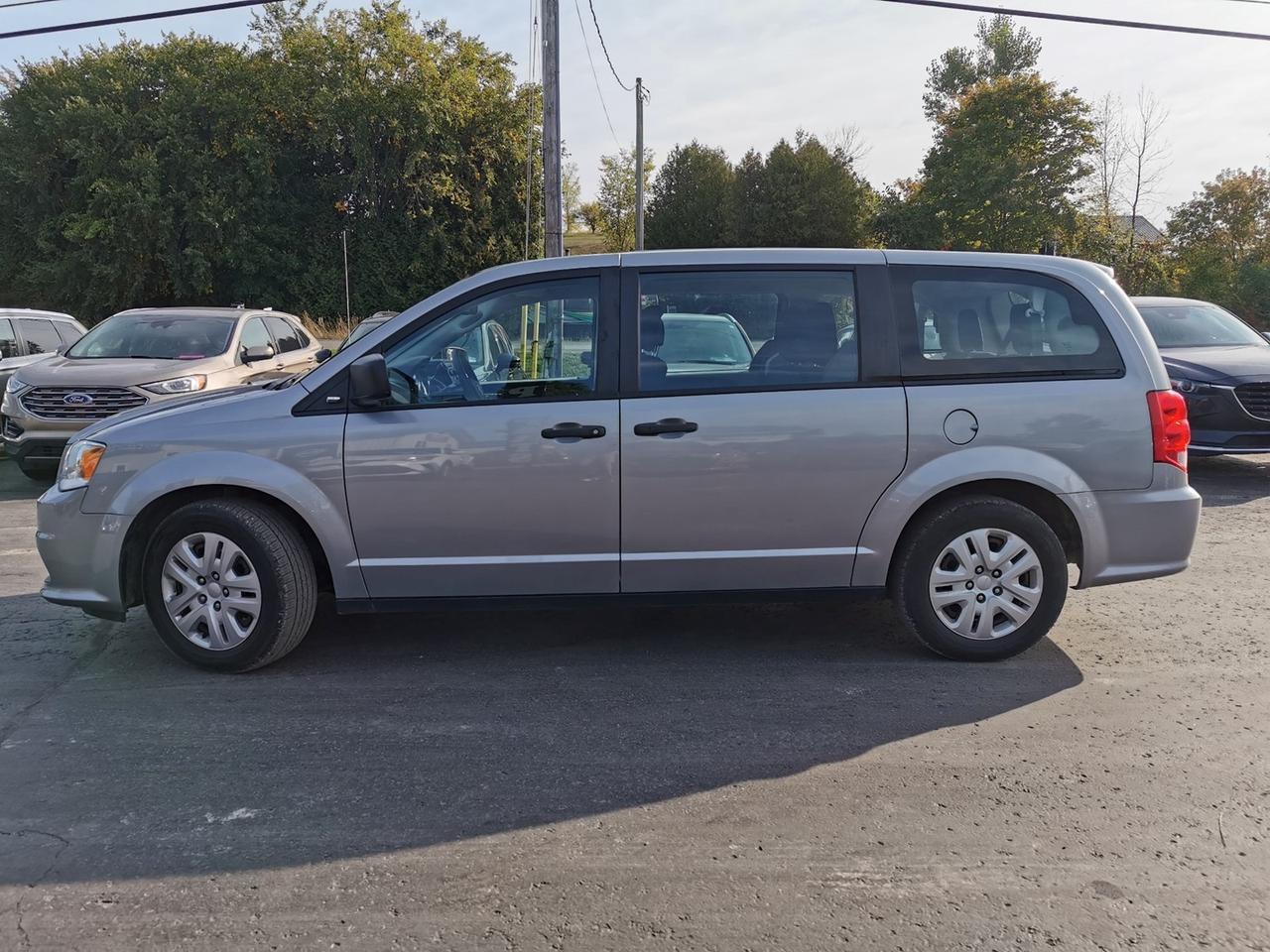 2020 Dodge Grand Caravan SE Photo