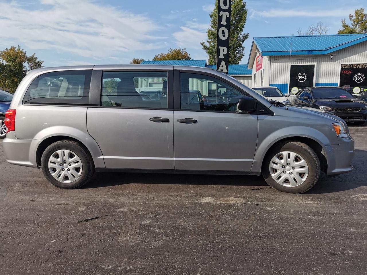 2020 Dodge Grand Caravan SE Photo