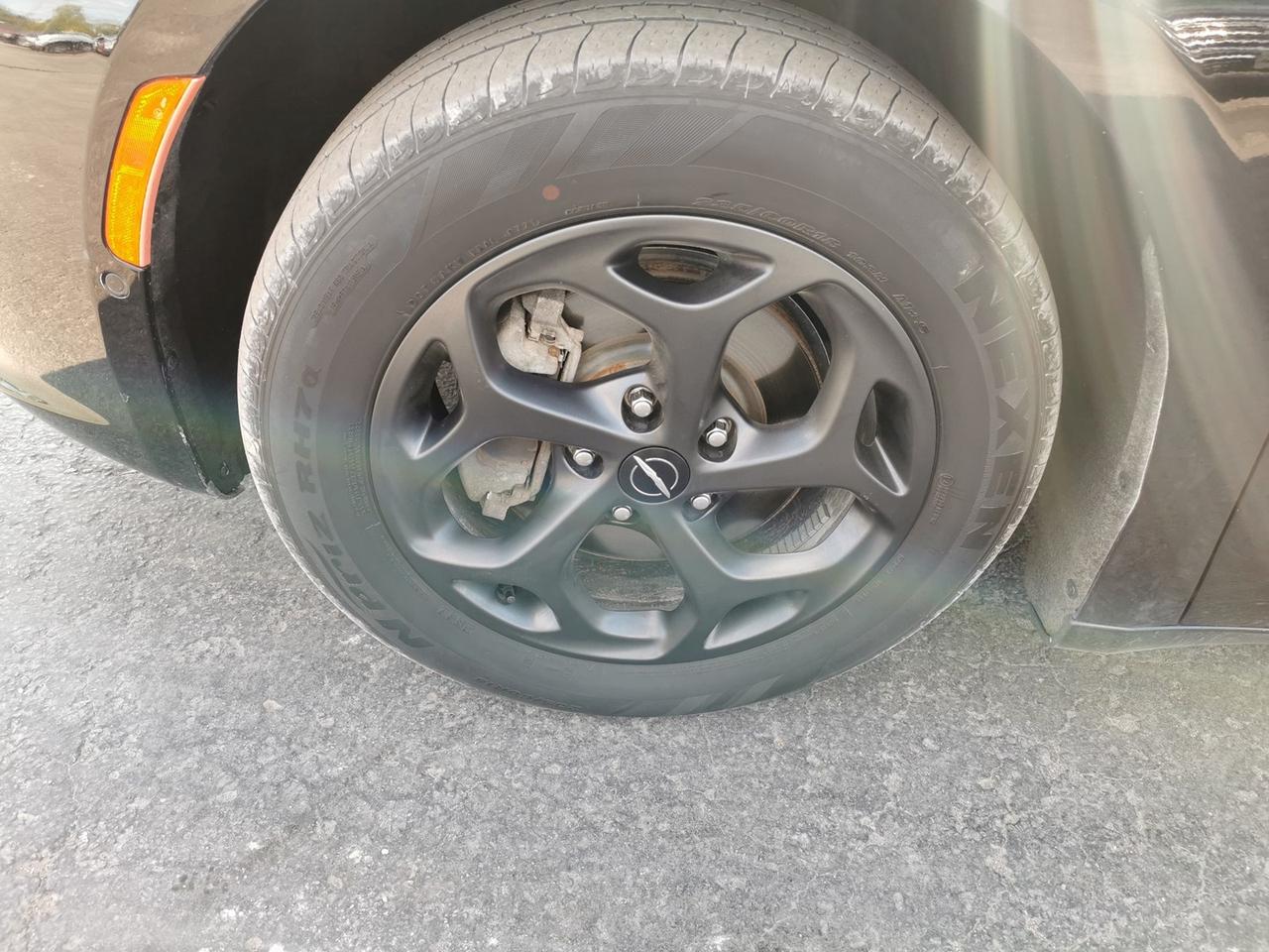 2022 Chrysler Pacifica Hybrid Limited Photo