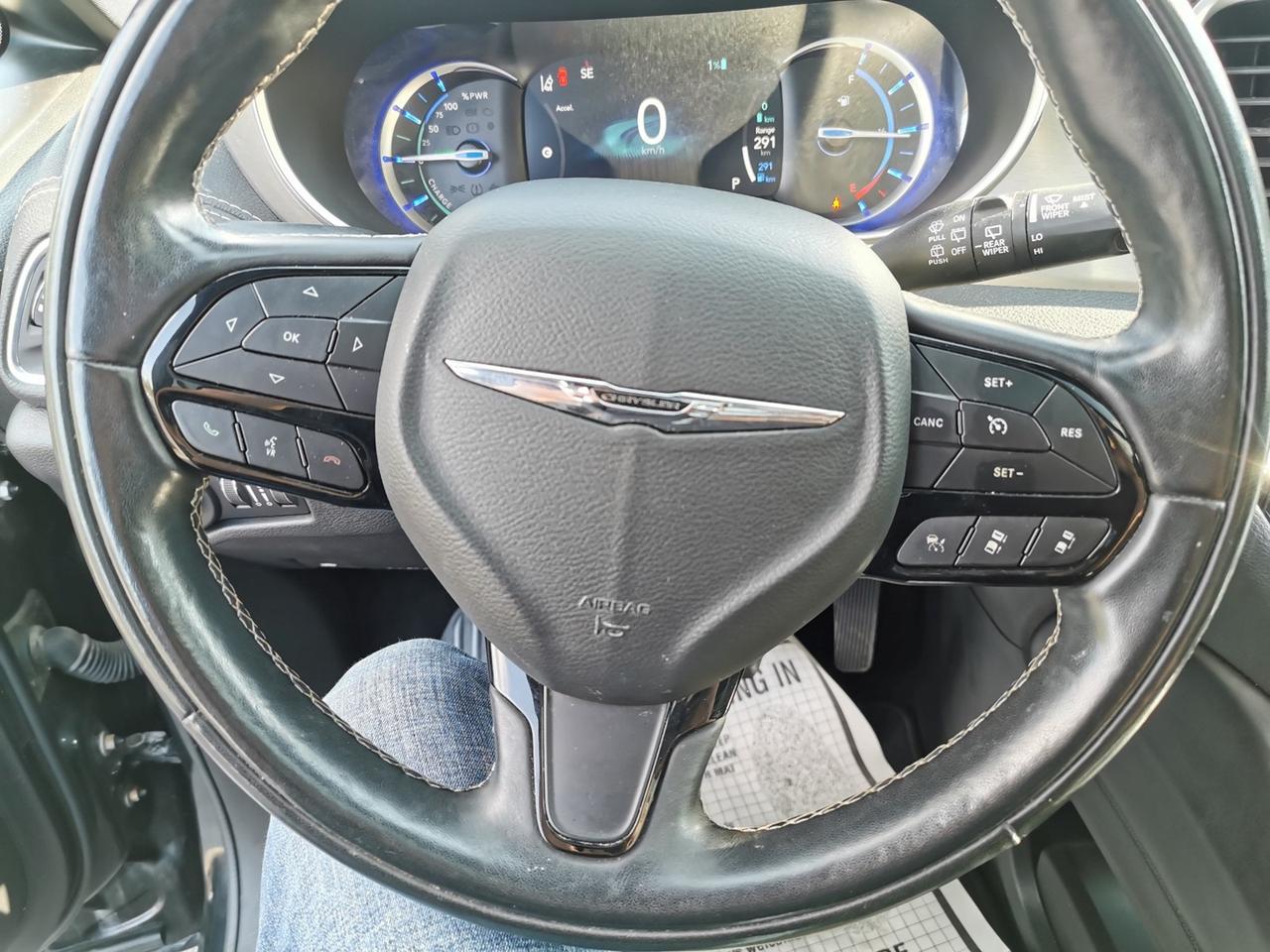 2022 Chrysler Pacifica Hybrid Limited Photo