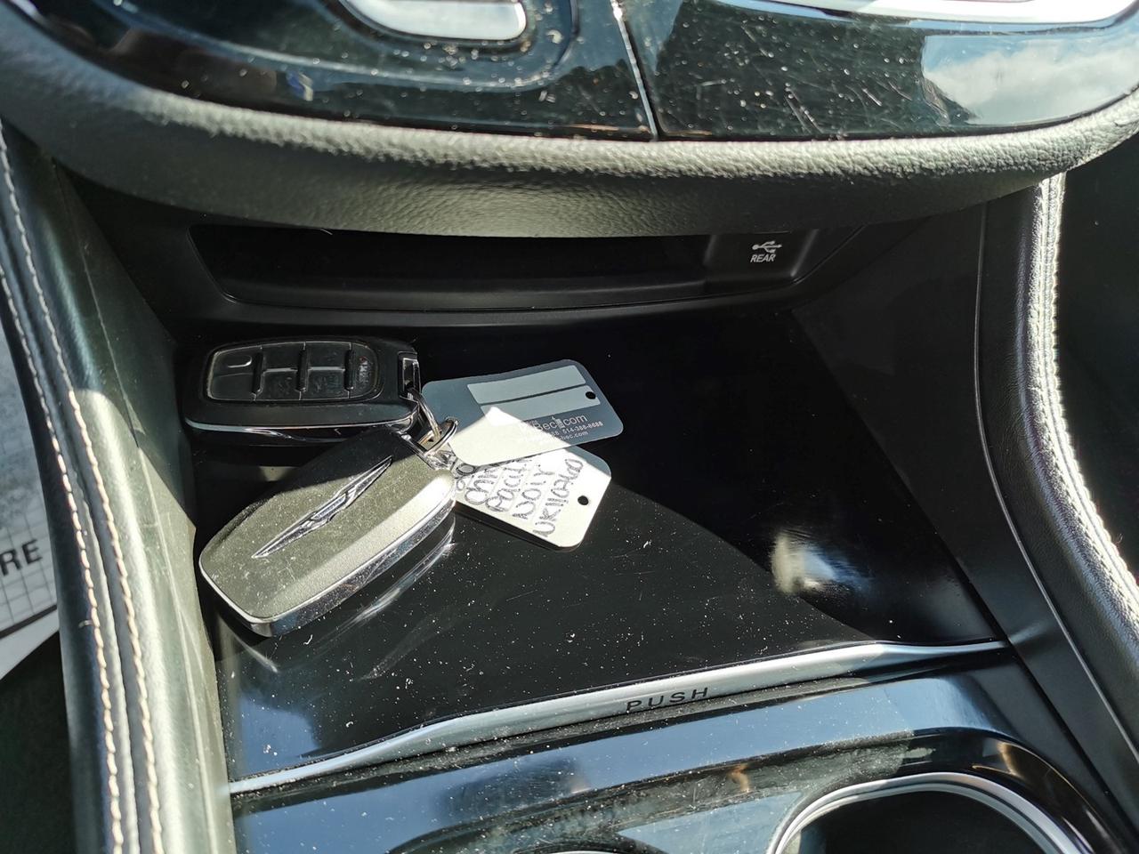 2022 Chrysler Pacifica Hybrid Limited Photo