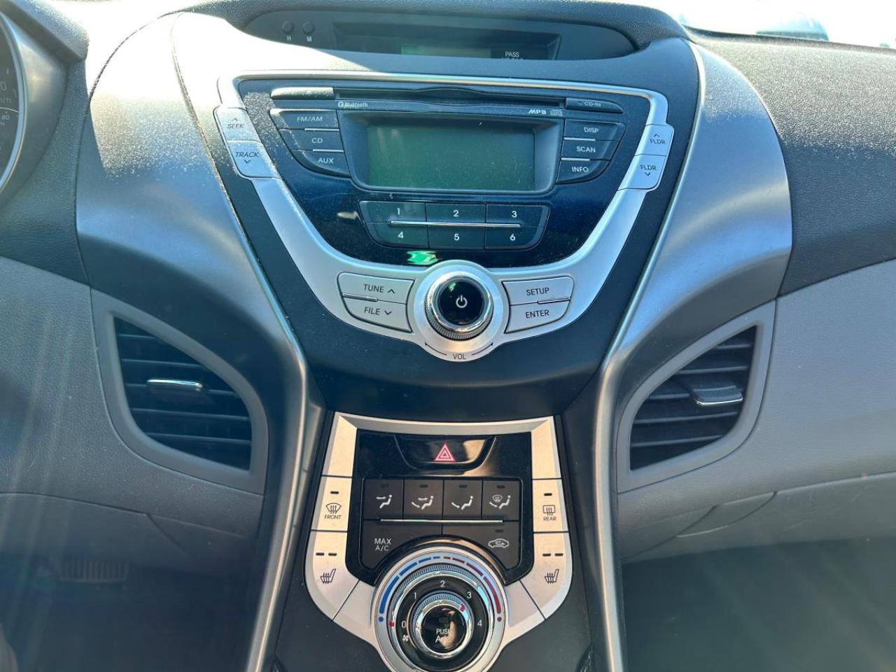 2011 Hyundai Elantra GL Photo