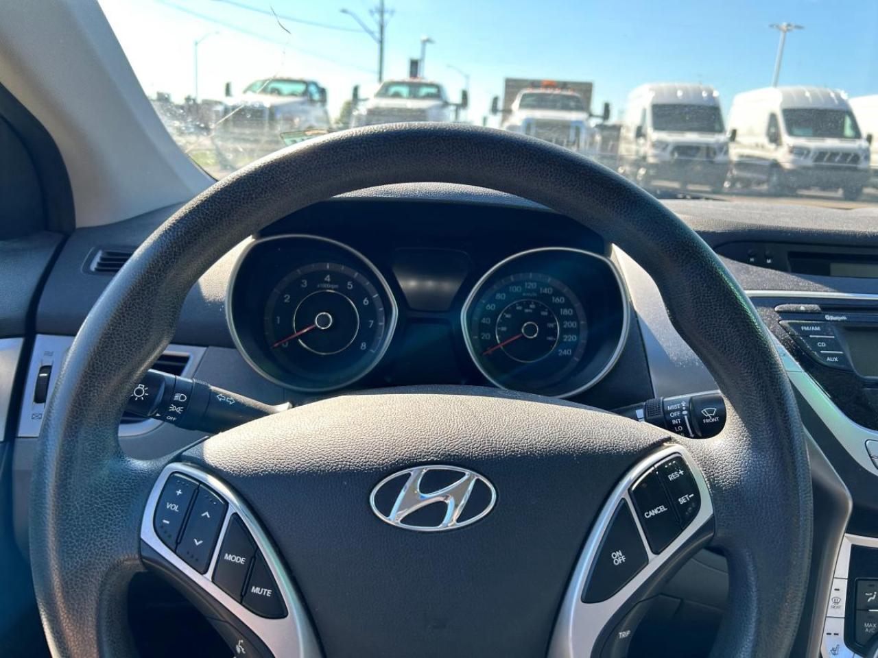 2011 Hyundai Elantra GL Photo
