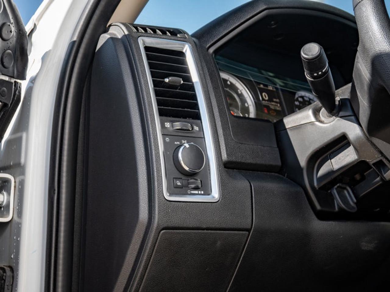 2023 RAM 1500 Classic SLT Photo