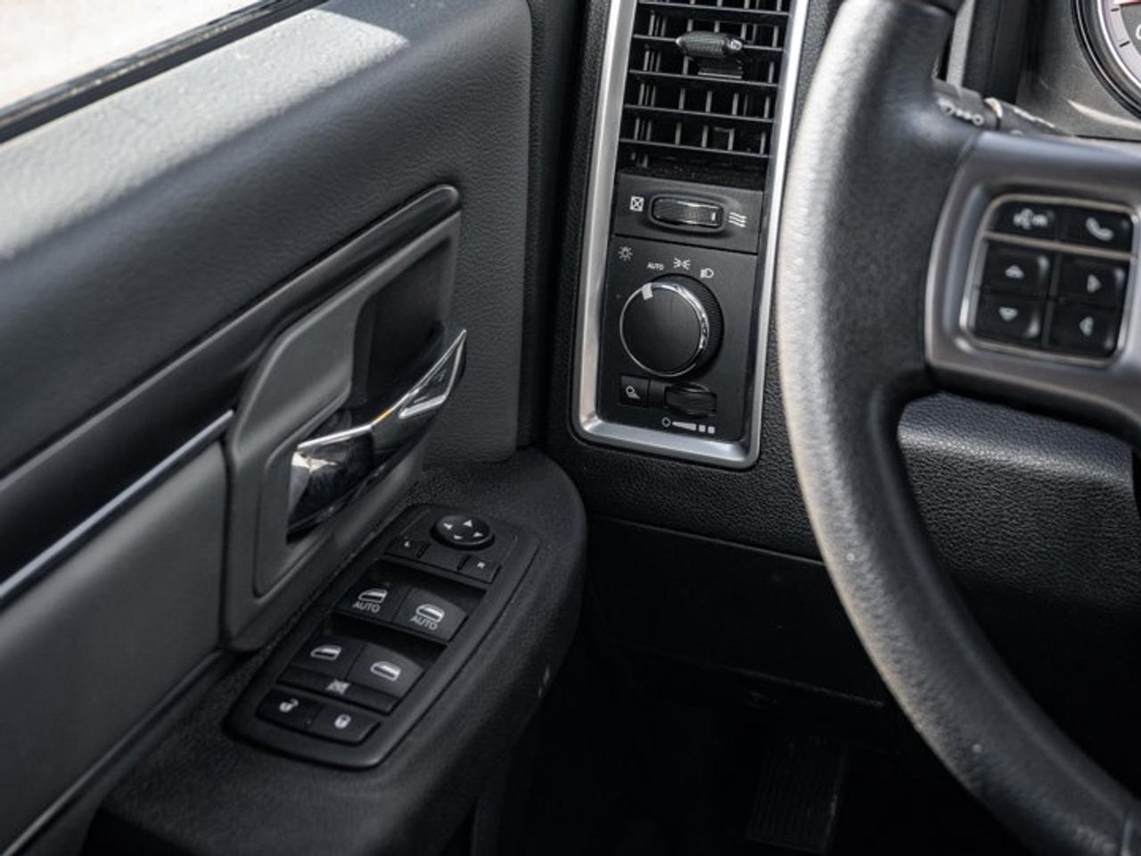 2023 RAM 1500 Classic SLT Photo