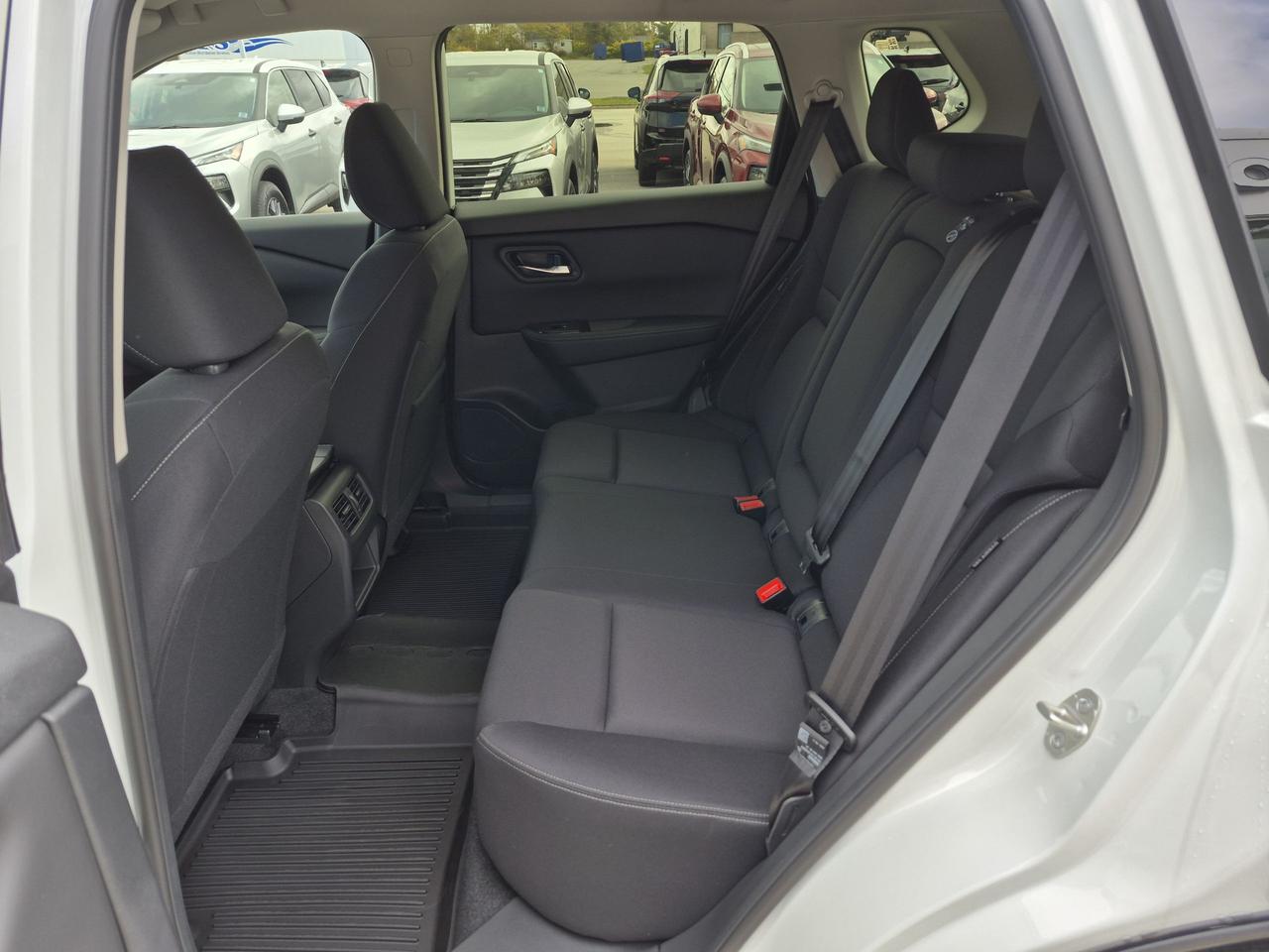 2026 Nissan Rogue S Photo
