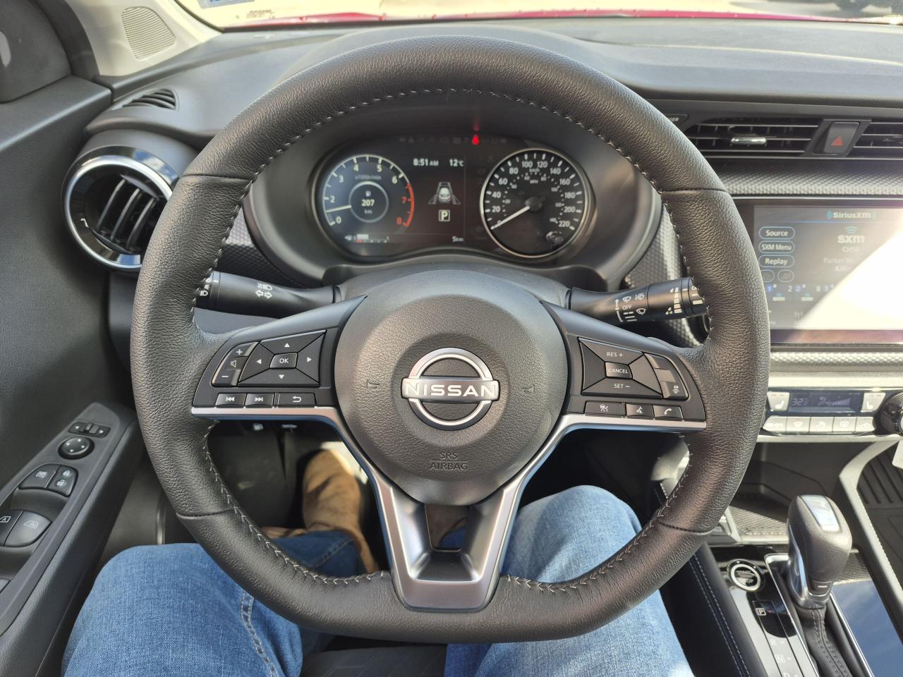 2025 Nissan Kicks Play SV FWD Photo7