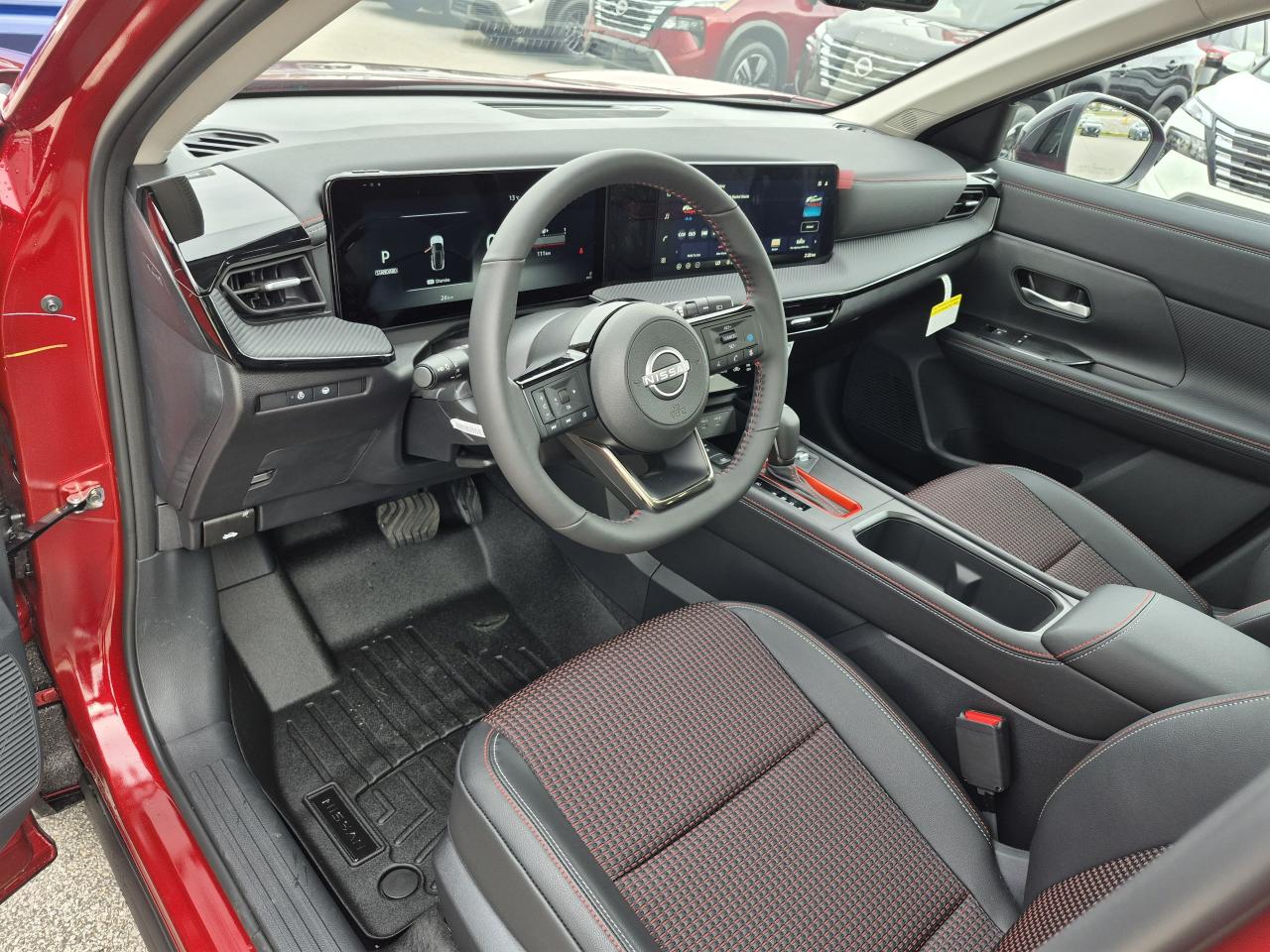 2026 Nissan Kicks SR PREMIUM Photo6