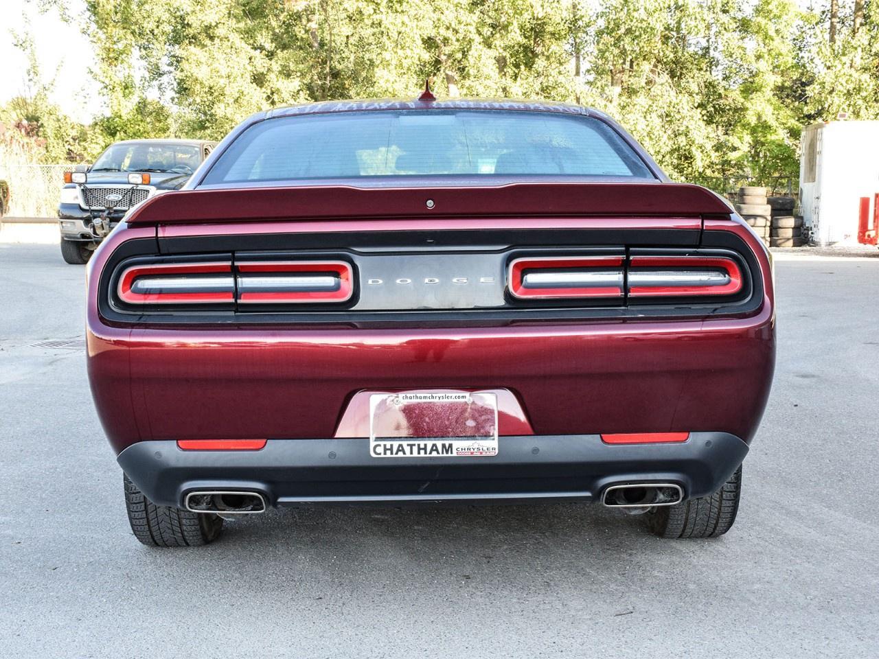 2020 Dodge Challenger SXT RWD Photo